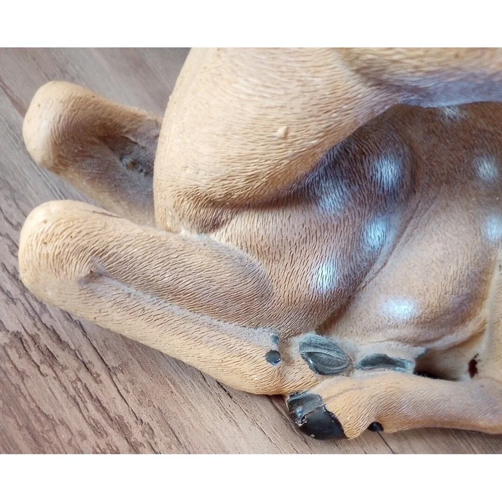 VTG Ganz Resin Realistic Fawn/Deer Figurine Laying Down ER37431 6.5